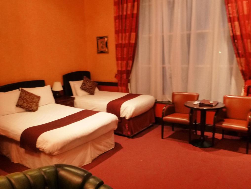 Russell Court Hotel Дублін Номер фото