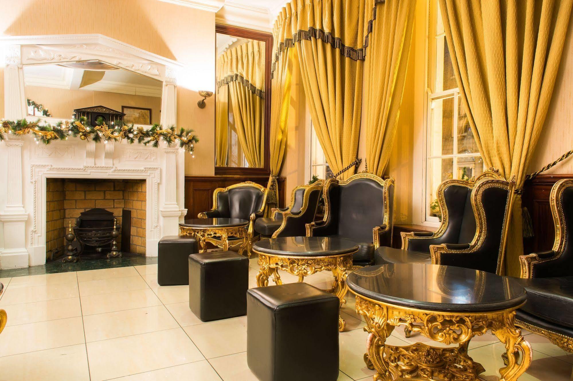 Russell Court Hotel Дублін Екстер'єр фото